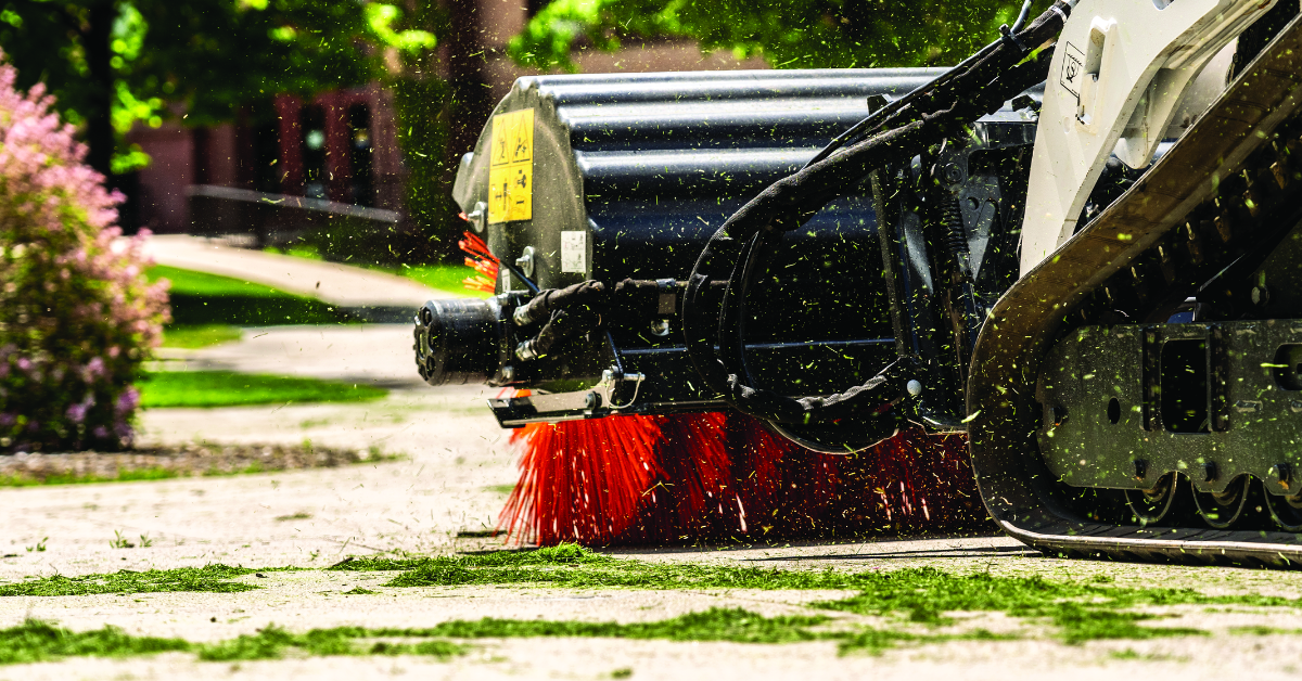Tracked-vs-Wheeled-Equipment-Which-is-Better-for-Rugged-Fall-Terrain